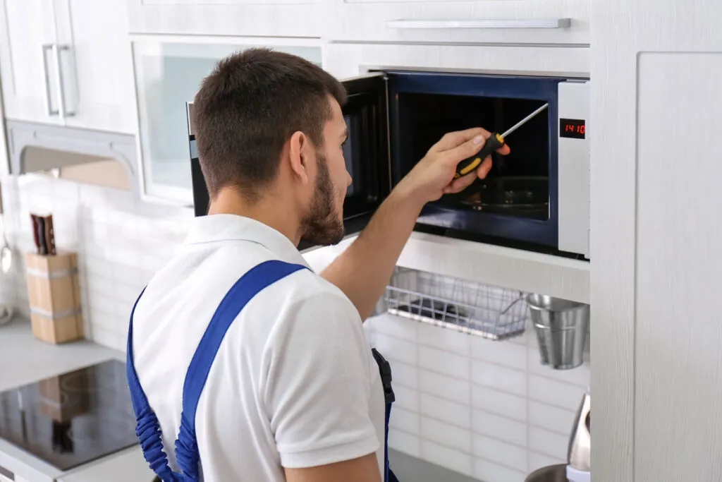 Microwave repair in Los Angeles